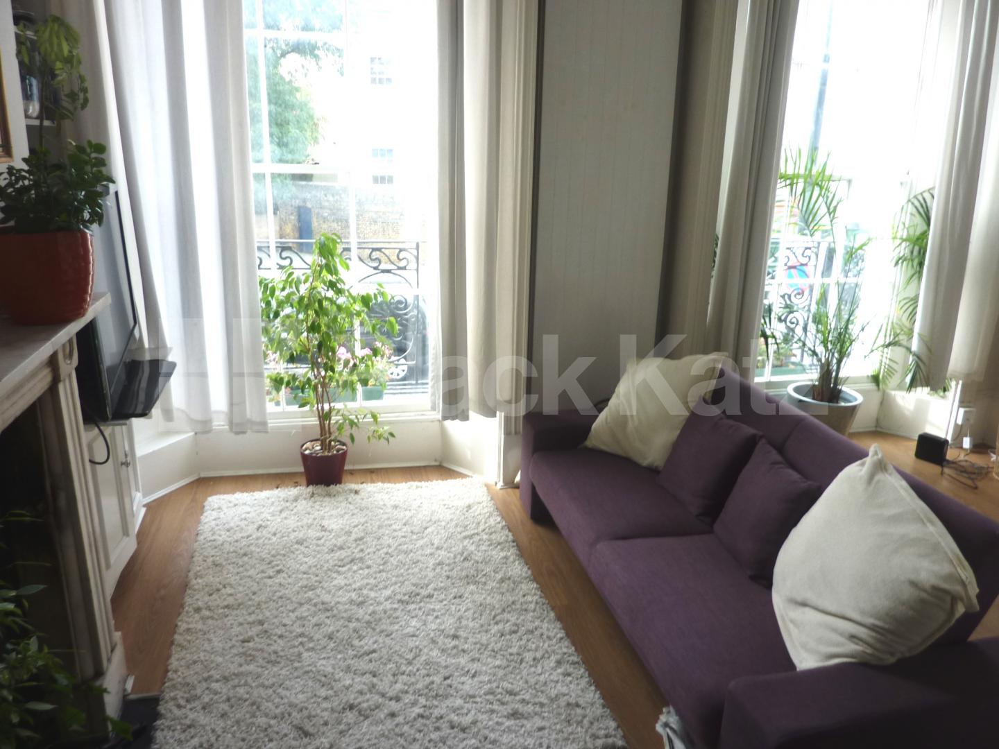 			MINUTES TO REGENTS PARK!, 1 Bedroom, 1 bath, 1 reception Flat			 Parkway, REGENTS PARK